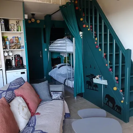 Studio Mezzanine Vue Mer Cavalaire-sur-Mer